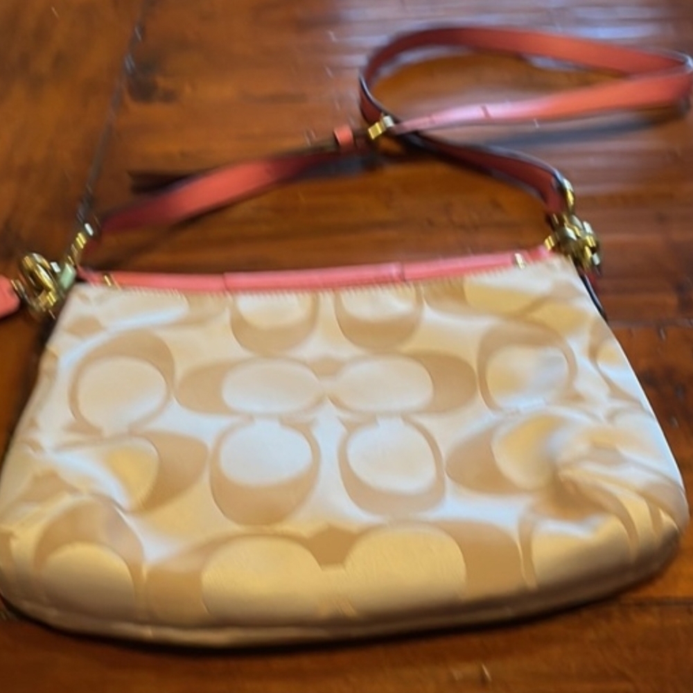 Coach Tan and Pink Crossbody Bag. With Dust Bag. - Picture 6 of 9